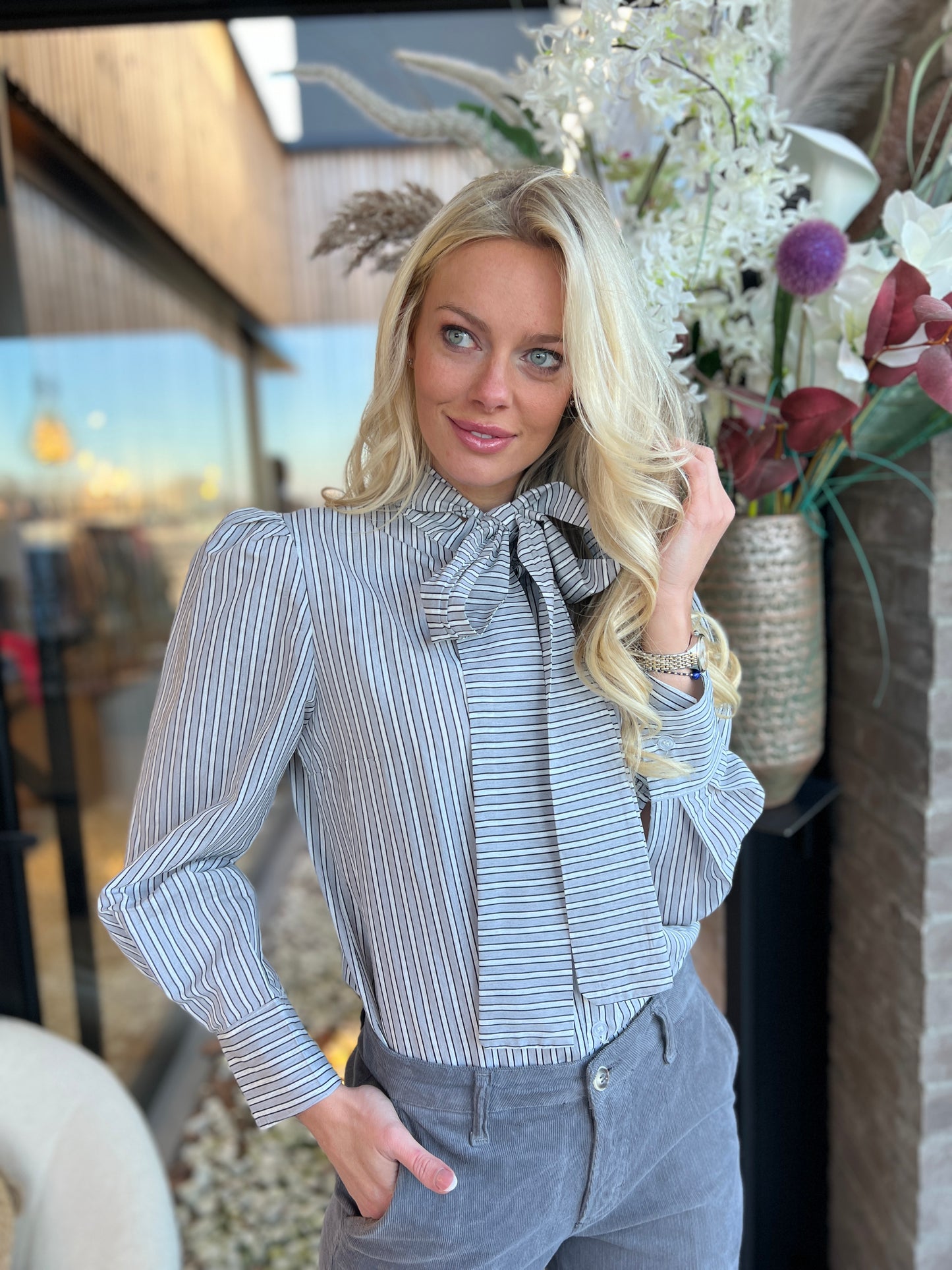 Blouse Ebba stripe grey